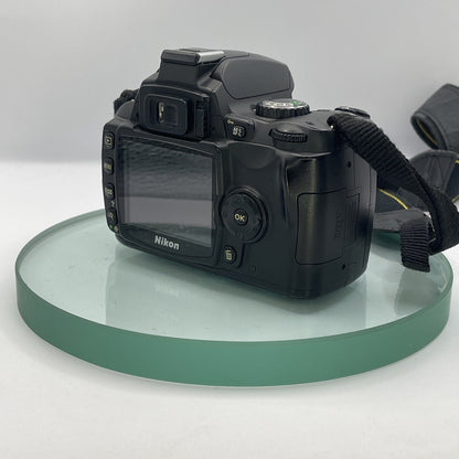 Nikon D40 Digital SLR Camera - Black, TESTED Body only with charger, battery #886