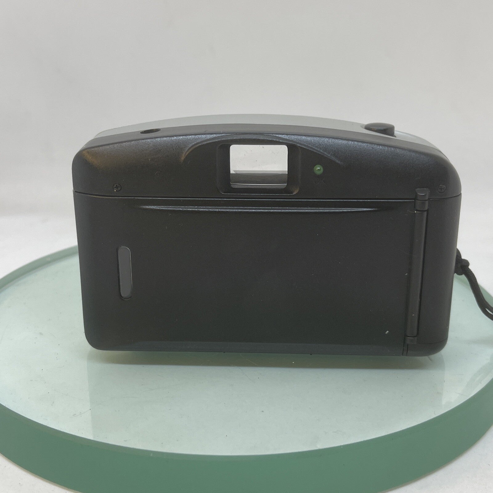 Vintage Praktica M-10 Vintage 35mm Camera, Tested, Comes with case #6233