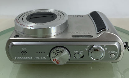 Panasonic LUMIX DMC-TZ5 DIGITAL CAMERA 10X ZOOM +16B CARD+ CHARGER TESTED - 9427