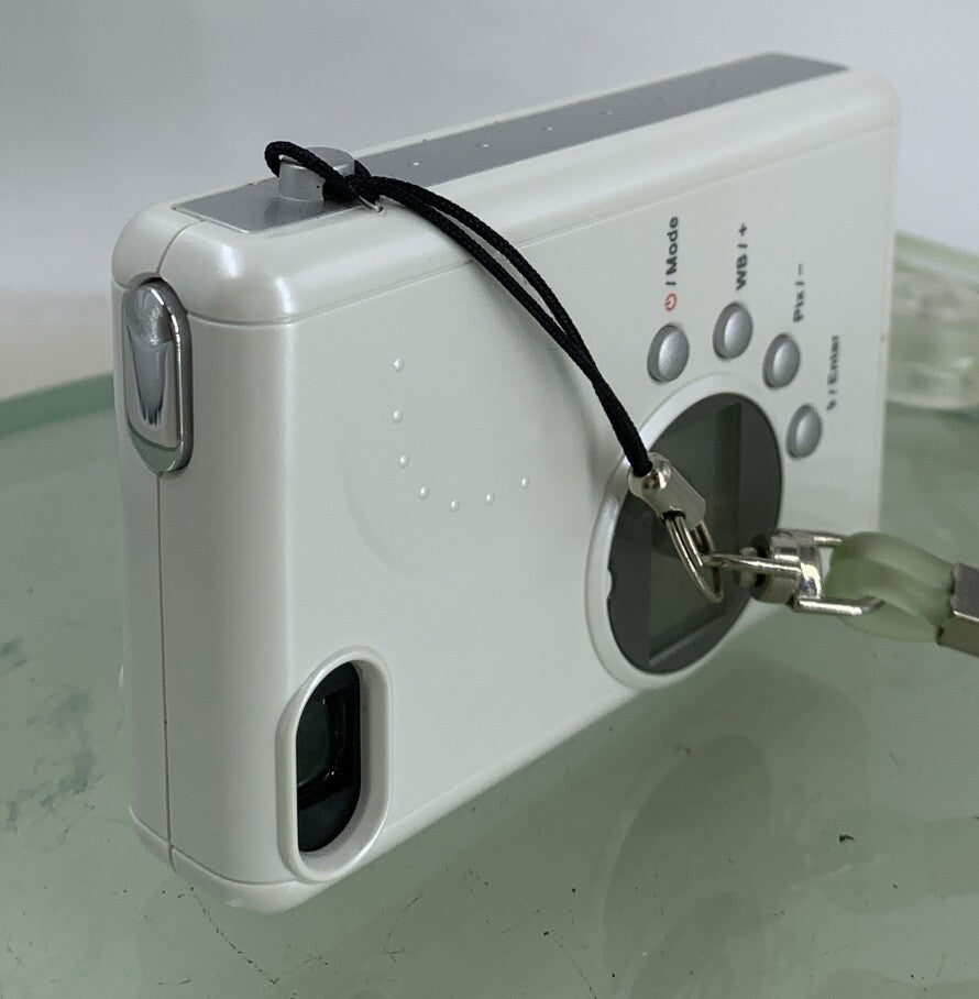 BenQ Compact Digital Camera 1300 WHITE WITH BOX WORKING AND TESTED - 8414