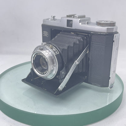VINTAGE ZEISS IKON NETTAR FOLDING CAMERA 518/16 SIGNAL NETTAR  NOVAR(f=7,5cm)1572