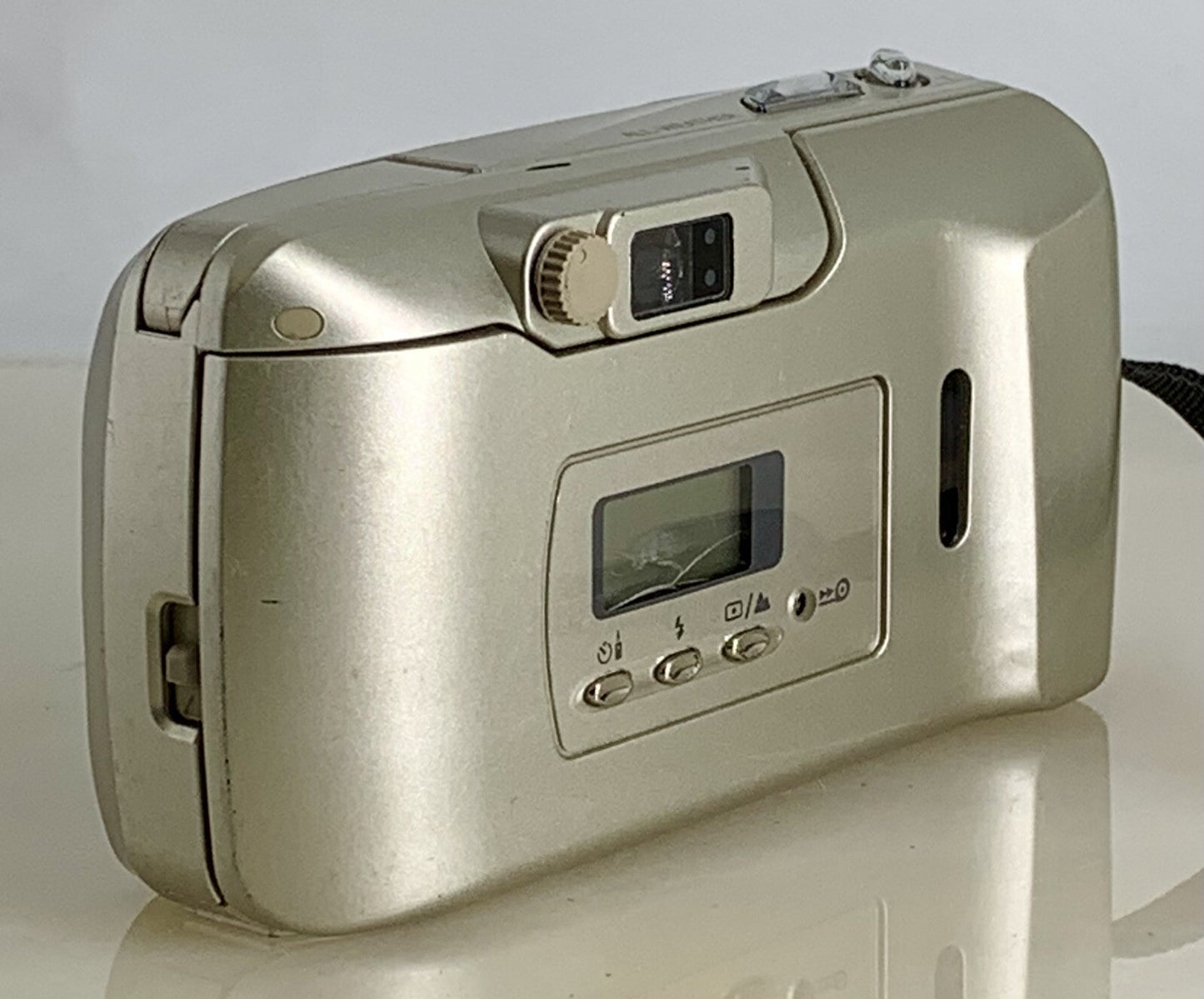 Olympus µ [Mju:] - III Zoom 120 Compact 35mm Film Point & Shoot Camera Silver905