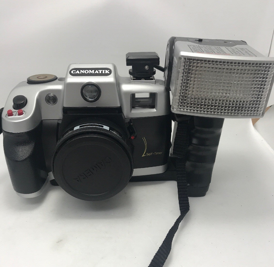 CAMERA CANOMATIk SELF TIMER sold in good condition / PHOTO1