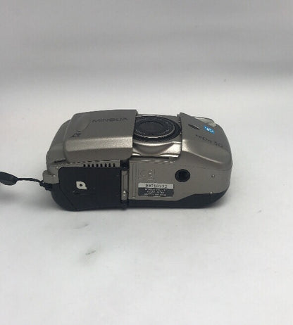 Minolta Vectis 30, APS-Kompaktkamera mit 30-75mm Zoom3