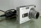 Casio Exilim EX-Z30 COMPACT DIGITAL CAMERA SILVER + CHARGER - TESTED - 9890