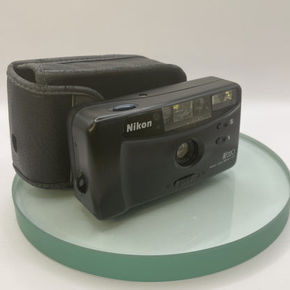 Nikon AF220 35mm Point Shoot Film Camera and Case Lens 29mm 1 : 4.5 #3350