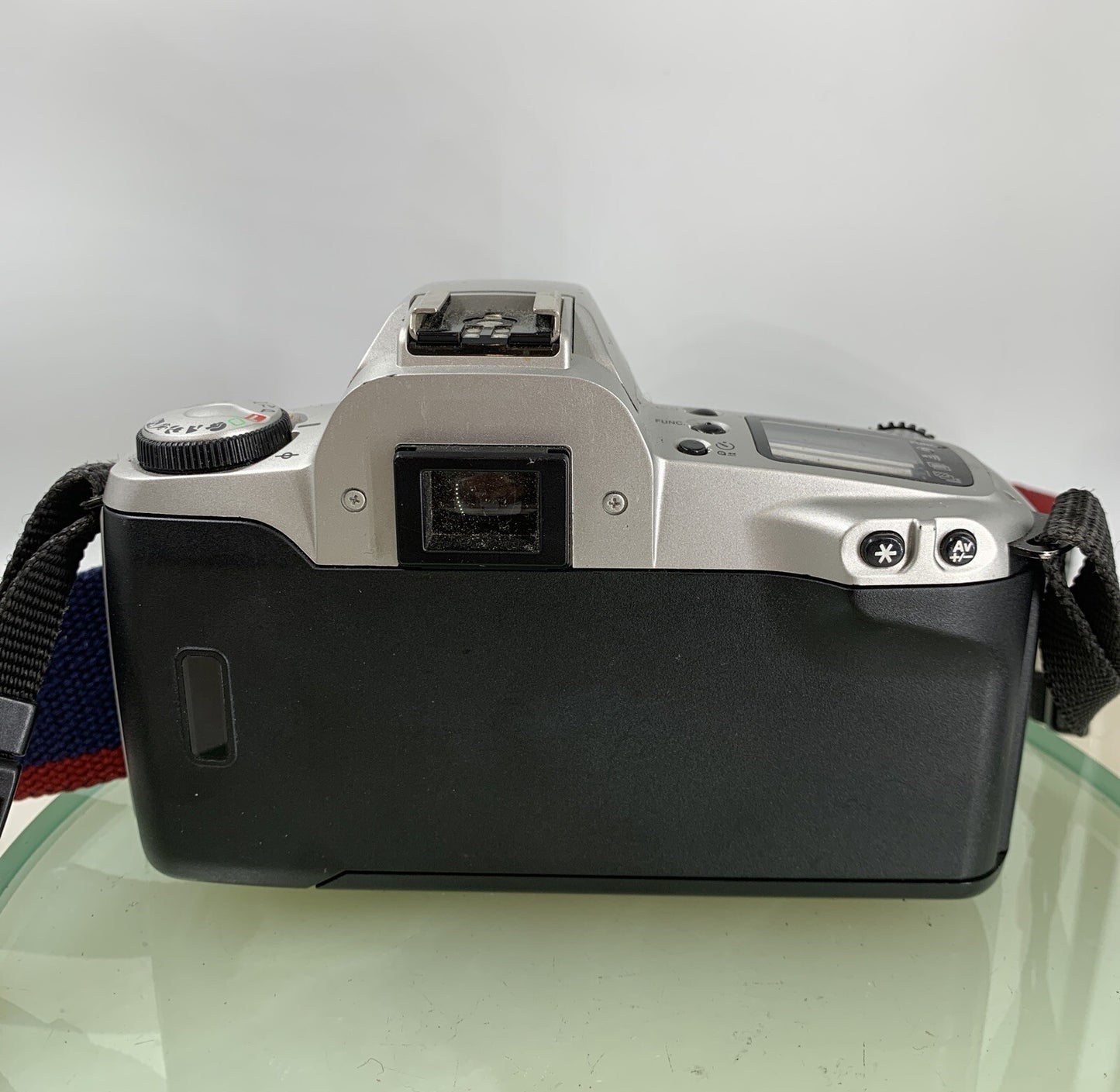 Canon EOS 500N 35mm SLR Film Camera Body with Body Cap and Strap  TESTED #7304