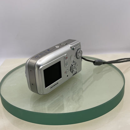Olympus Camedia D-545 Zoom 4.0MP Compact Digital Camera Silver Fully Working#3024