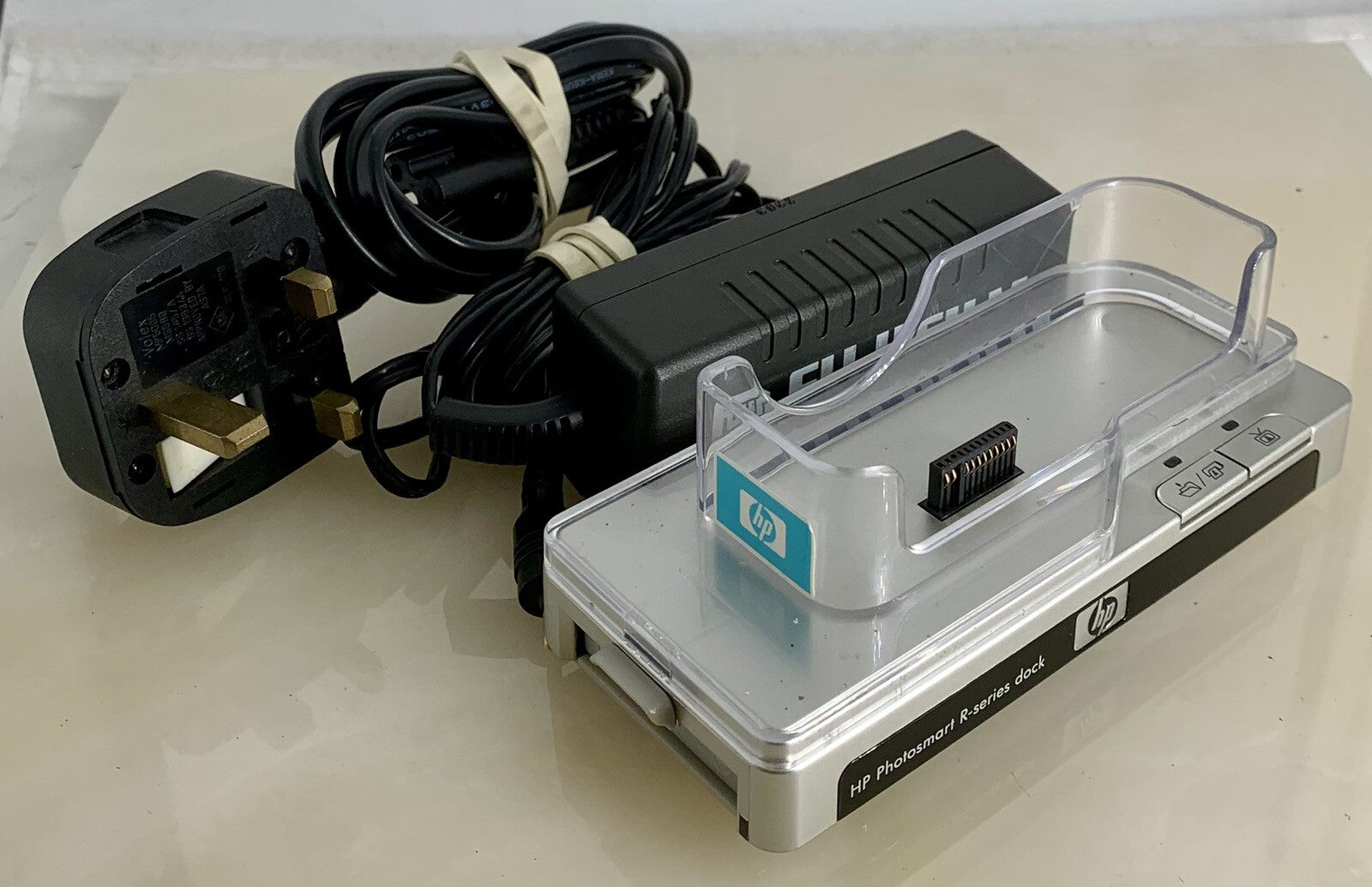 HP PHOTOSMART R-SERIES DOCK CHARGER FOR HP R507 + GOOD CONDITION - 7840