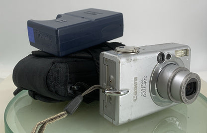 Canon Digital IXUS 400 DIGITAL CAMERA SILVER WITH CHARGER AND COVER TESTED - 3450