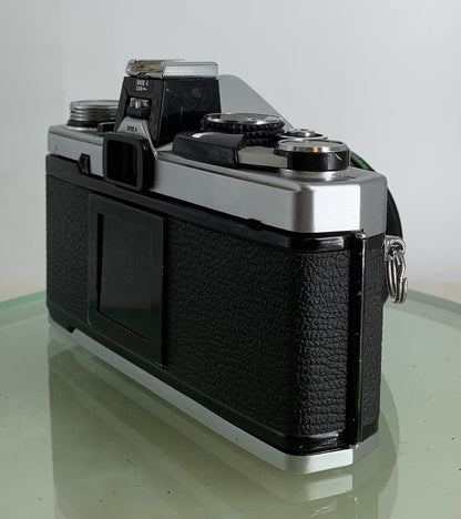 Olympus OM-2N MD 35mm Film SLR Manual Camera Olympus 50mm F/1.8 Zuiko Lens #1983