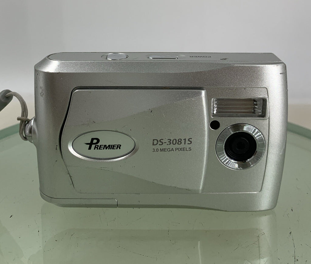 Premier DS-3081S 3.0MP DIGITAL CAMERA SILVER NO CARD NO CHARGER TESTED - 2401