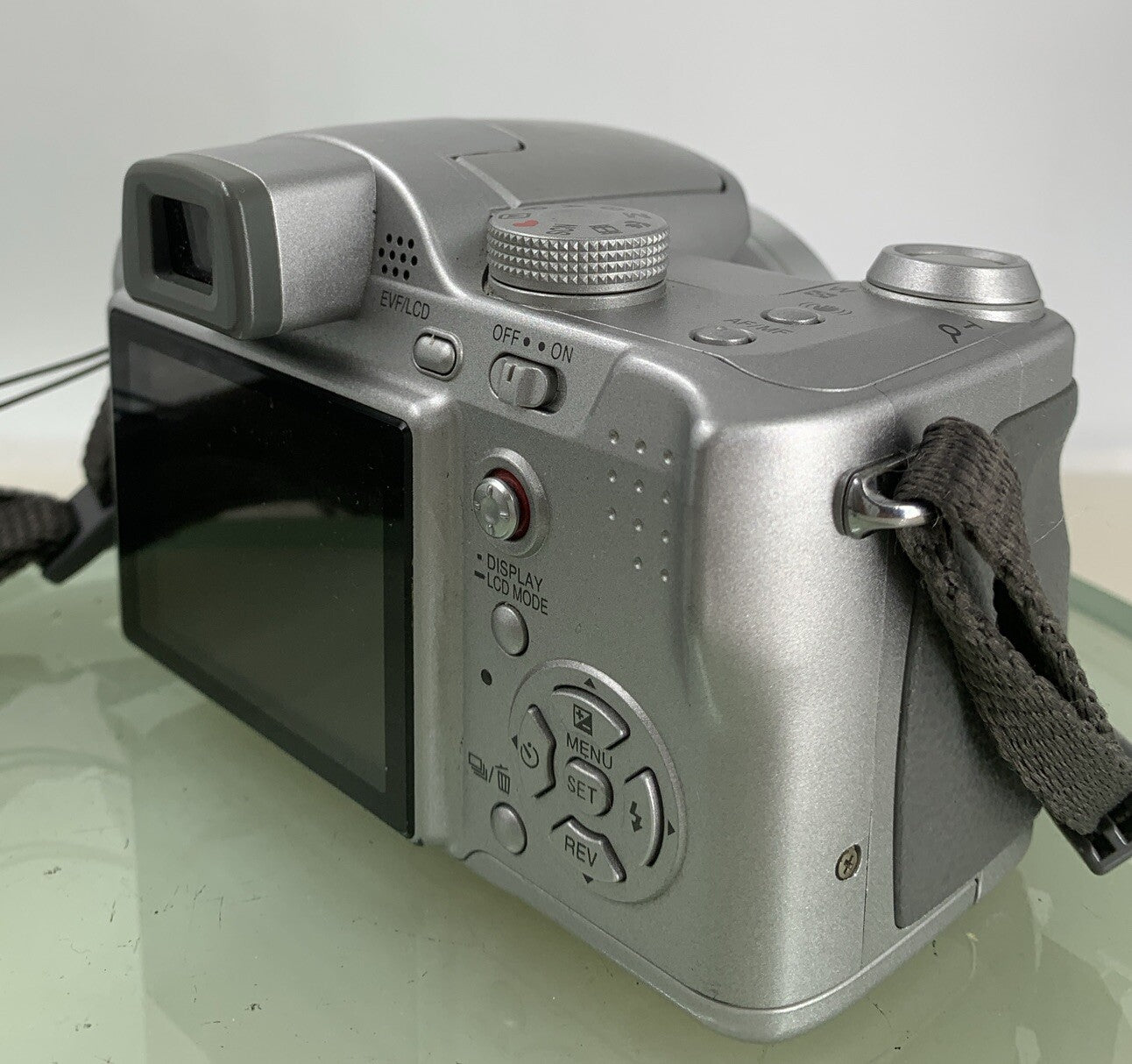 Panasonic Lumix DMC-FZ7 COMPACT DIGITAL CAMERA SILVER+CHARGER+BAG TESTED - 4576