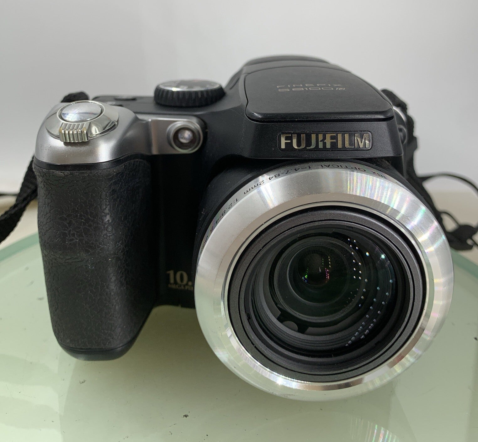 Fujifilm FINEPIX S8100fd 10.0mp 18x Camera Black + 1GB SD CARD TESTED - 1291