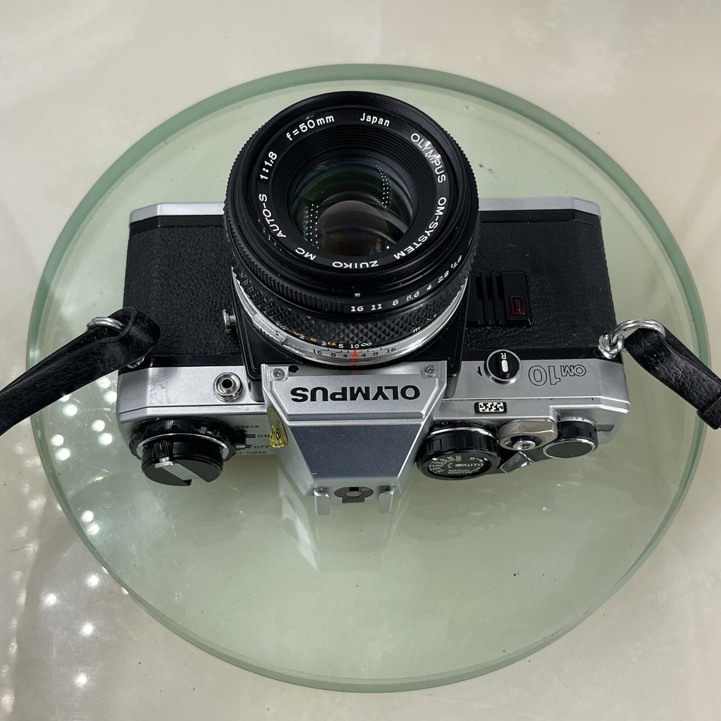 BOXED Olympus OM10 35mm SLR Film Camera with 50mm Lens + Leather Case+T20 FLASH+9