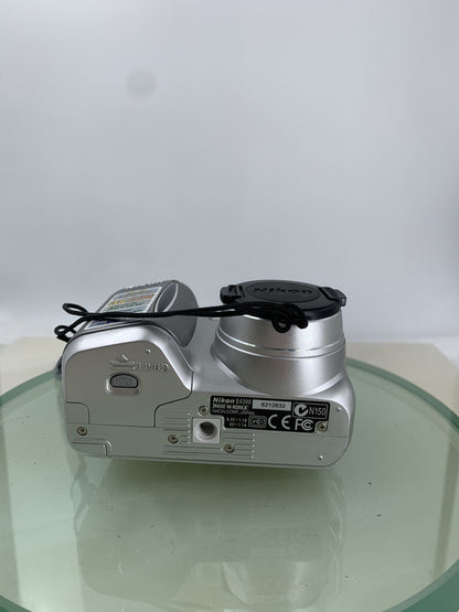 Nikon COOLPIX 4300 4.0MP Digital Camera SILVER NO CARD NO CHARGER TESTED - 5976