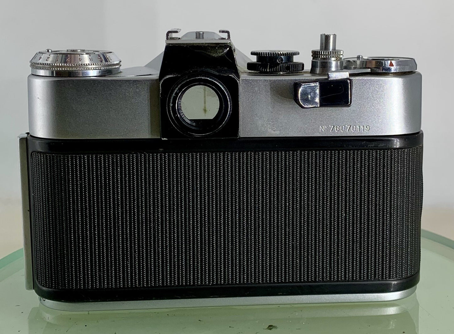 Zenit EM 35mm SLR Film Camera Body Only + Tested - 8914