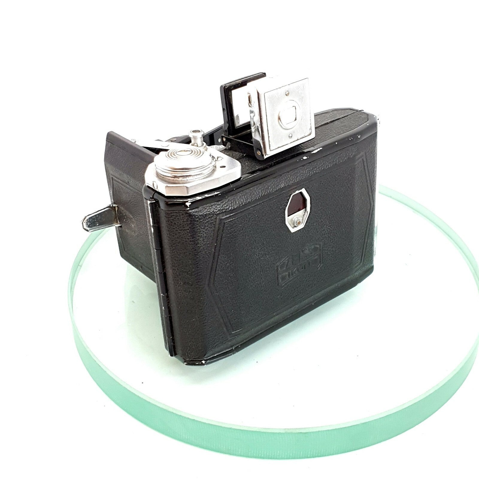 Zeiss Ikon Ikonta 521 1938-1954. Folding rollfilm camera.NOVAR 1:3.5 F=75mm 2502