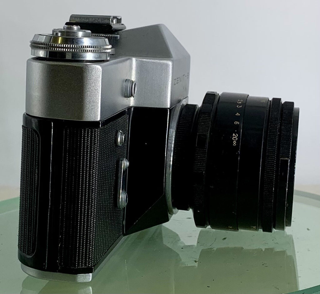 Vintage Zenit - B SLR Camera + HELIOS-44-2  2/58 Lens + SILVER + TESTED - 1732