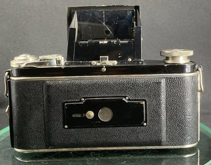 Ihagee Exakta B Type 2.2 Black Moon Sun Logo Camera Zeiss Tessar 3.5/7.5cm#1404