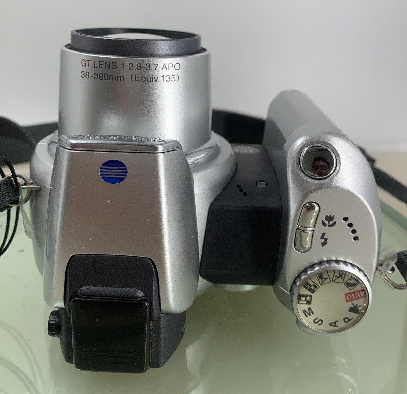 Konica Minolta Dimage Z2 COMPACT DIGITAL CAMERA 4.0MP NO CARD TESTED - 3127