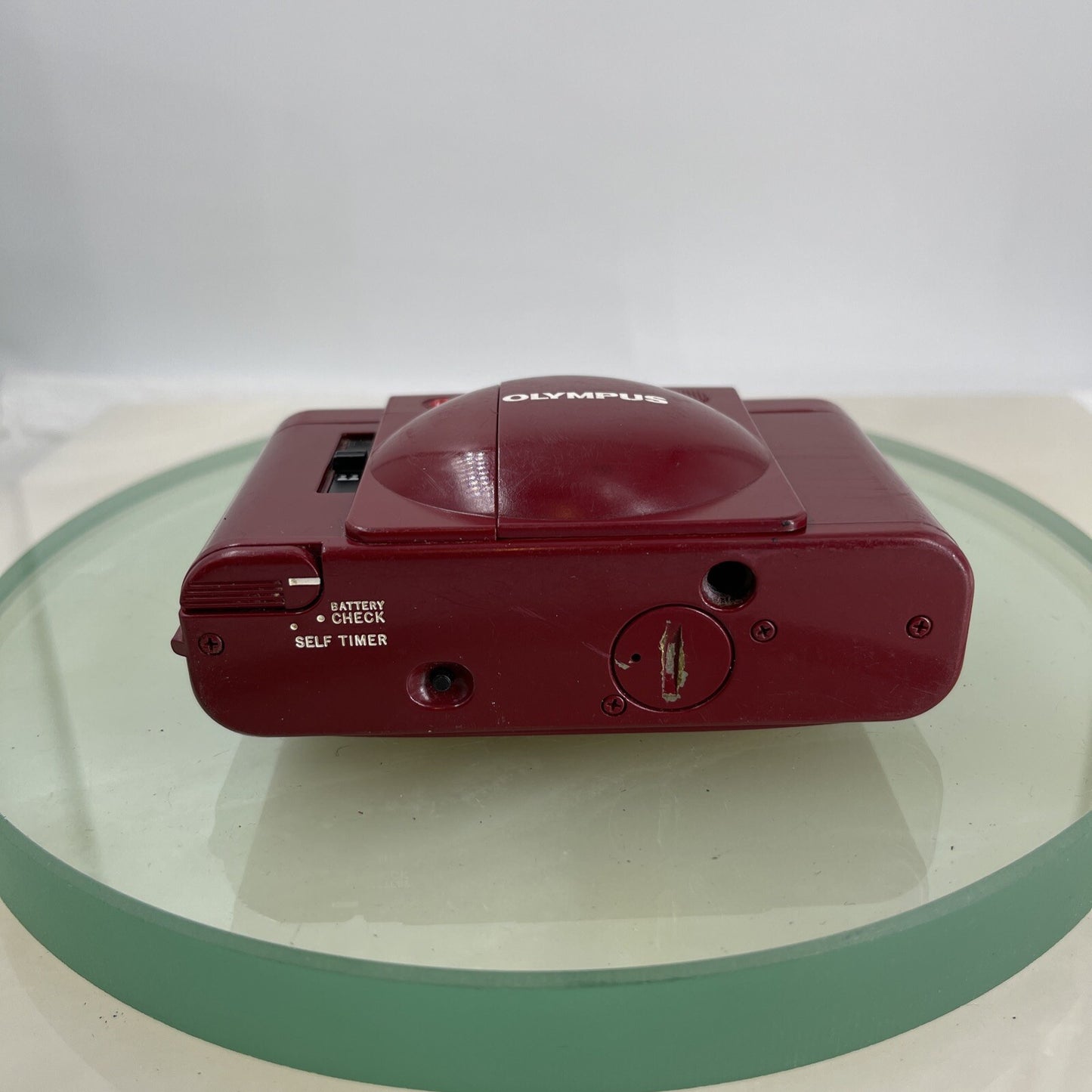 Rare Red Olympus XA 2 COMPACT FILM CAMERA w/ D. Zuiko 35mm F/3.5 Lens TESTED 9207