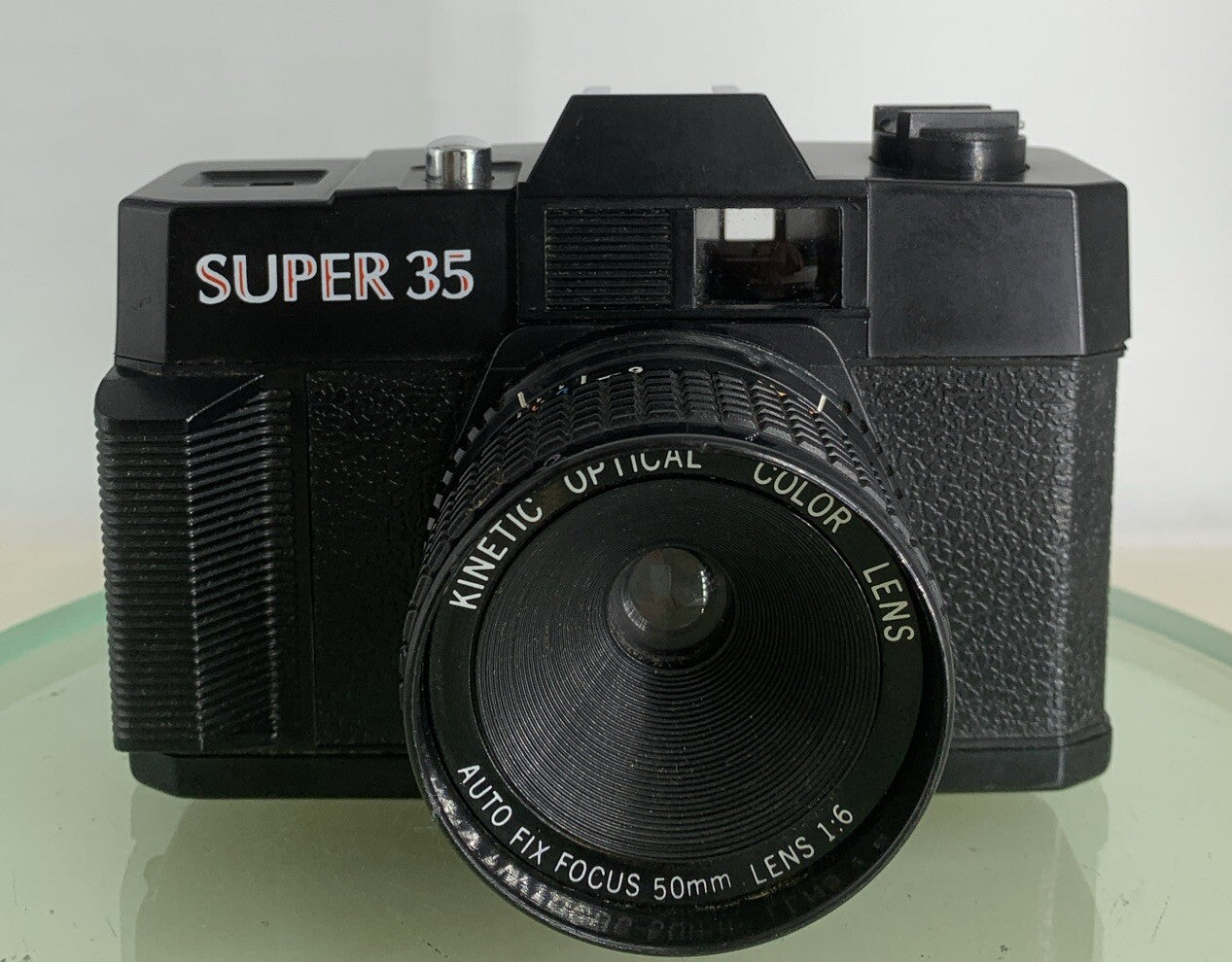 SUPER 35 POINT AND SHOOT FILM CAMERA BLACK VINTAGE GOOD CONDITION TESTED - 7301