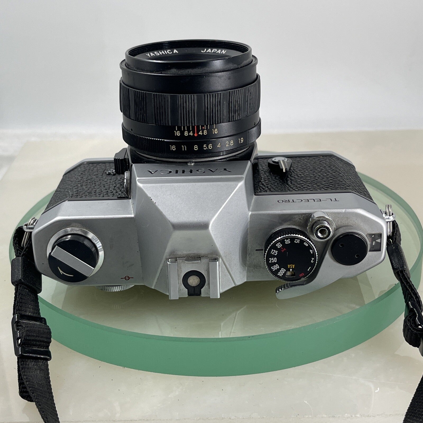 Yashica TL Electro 35mm Film Camera with Yashica Yashinon-DS f1.9 50mm Lens #9144