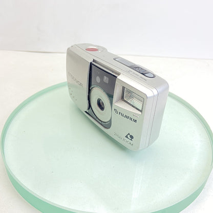 VINTAGE ENDEAVOR 210ix ZOOM FUJIFILM CAMERA WITH CASE, Great, TESTED #9422