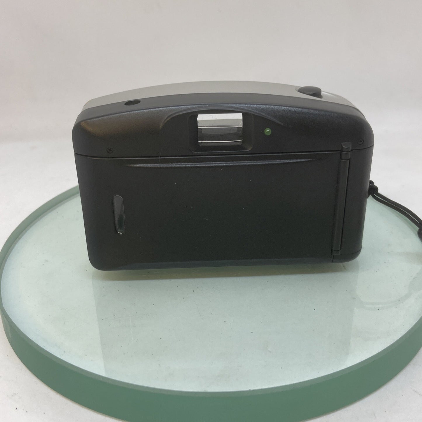 Vintage Praktica M-10 Vintage 35mm Camera, Tested, Comes with case #5263