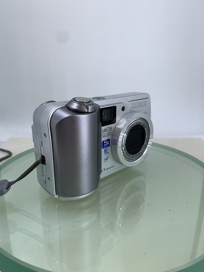 Olympus COMPACT Digital Camera C-5500 ZOOM 5.1MP SILVER 6X ZOOM TESTED - 9151