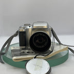 FUJI Fujifilm FinePix S304 DIGITAL CAMERA 3.2 MP LCD SCREEN, BAG, 1GB XD CARD2