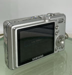 SAMSUNG L730 7.2 MEGA PIXEL DIGITAL CAMERA WITH CHARGER +2GB CARD TESTED - 2594