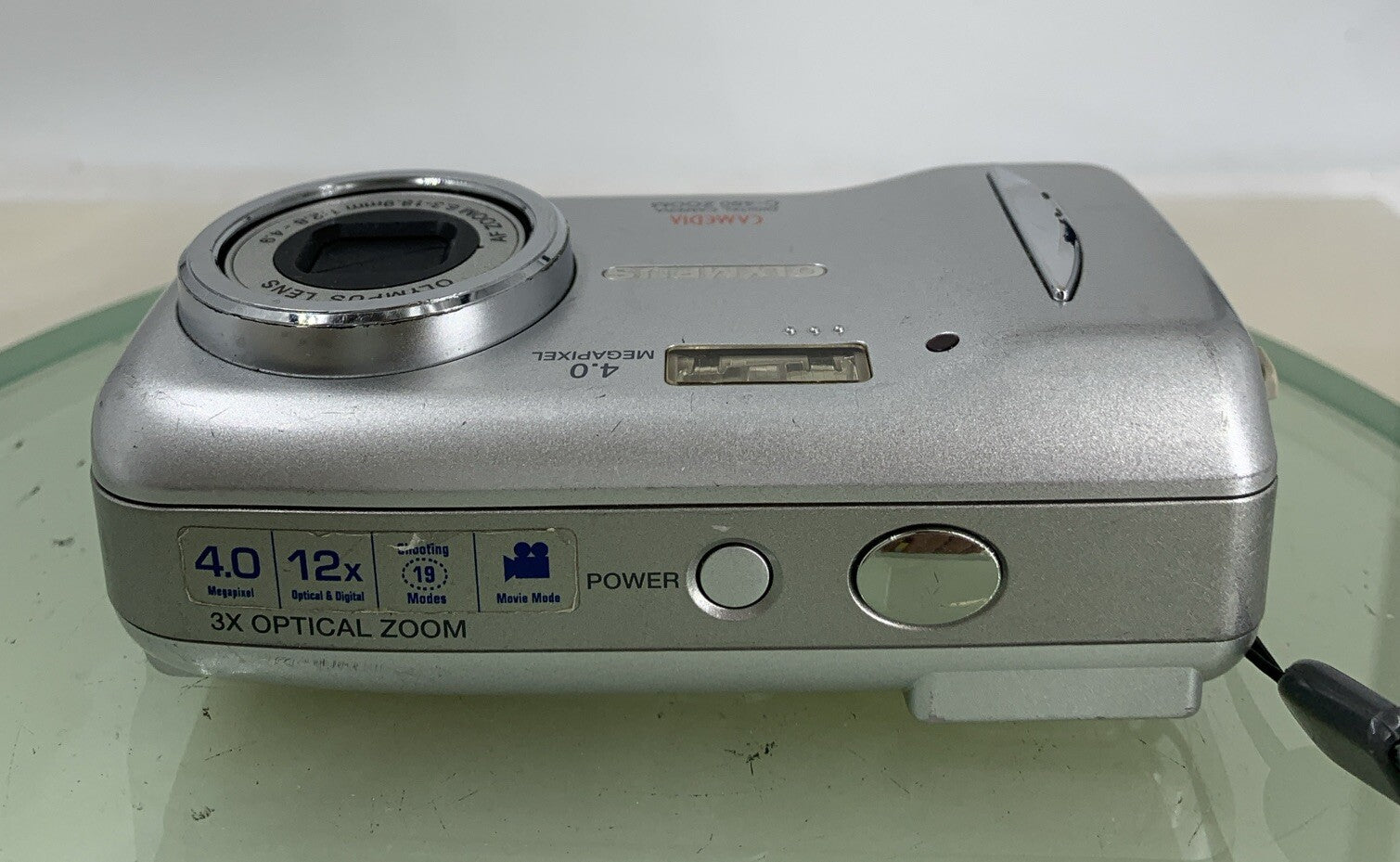 Olympus Digital Camera Camedia C-480 Zoom 4.0MP NO CARD SILVER TESTED - 4218