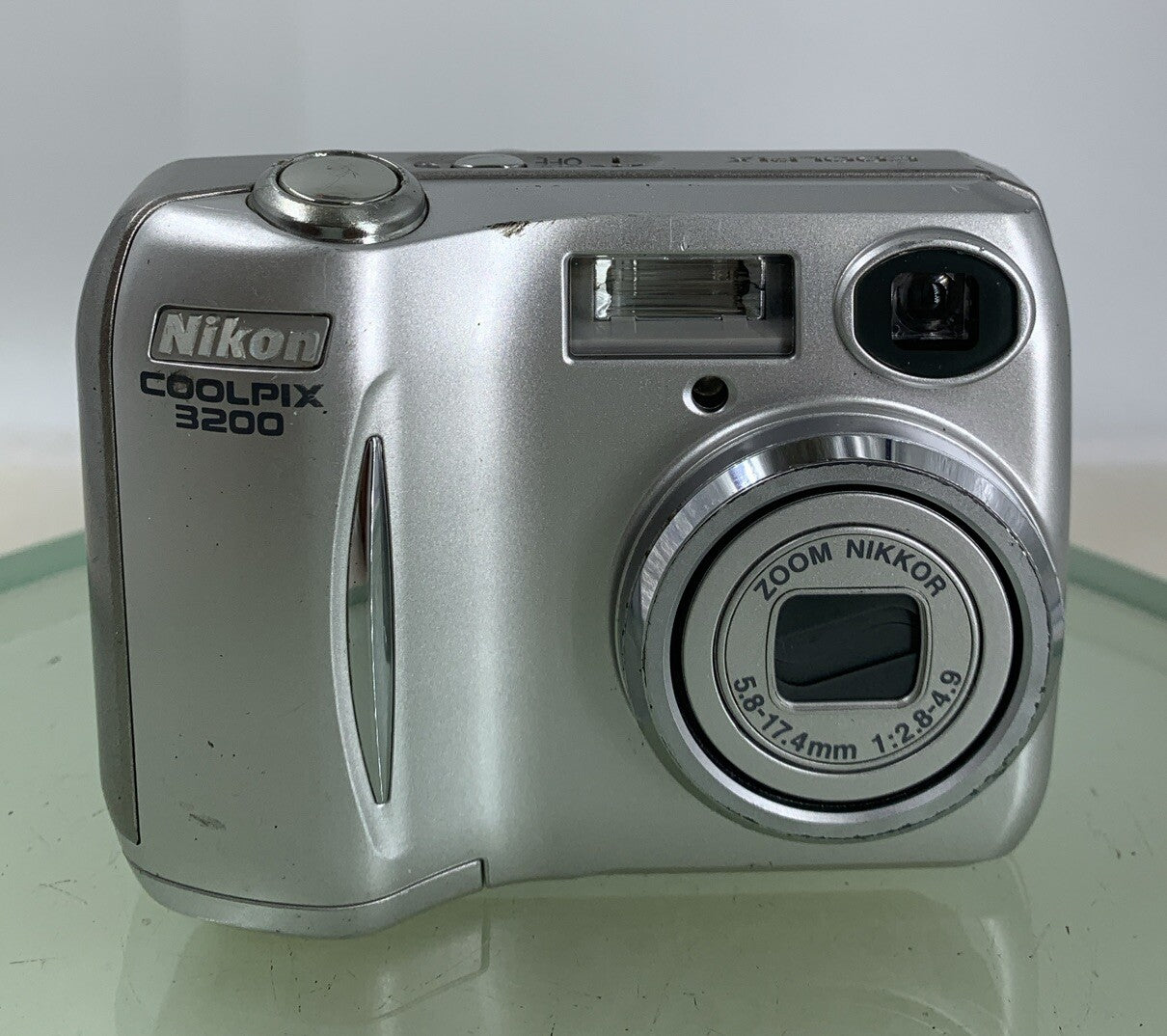 Nikon Coolpix 3200 Digital Camera SILVER WITH  NO CARD NO CHARGER TESTED - 5671