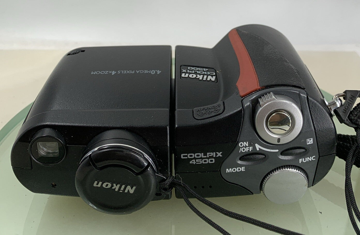 NIKON COOLPIX 4500 DIGITAL CAMERA 128MB CARD 4.0 MP +CHARGER TESTED - 1697