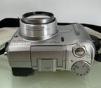 Olympus C-750 Ultra Zoom Digital Compact Camera 4MP SILVER NO CARD TESTED - 238