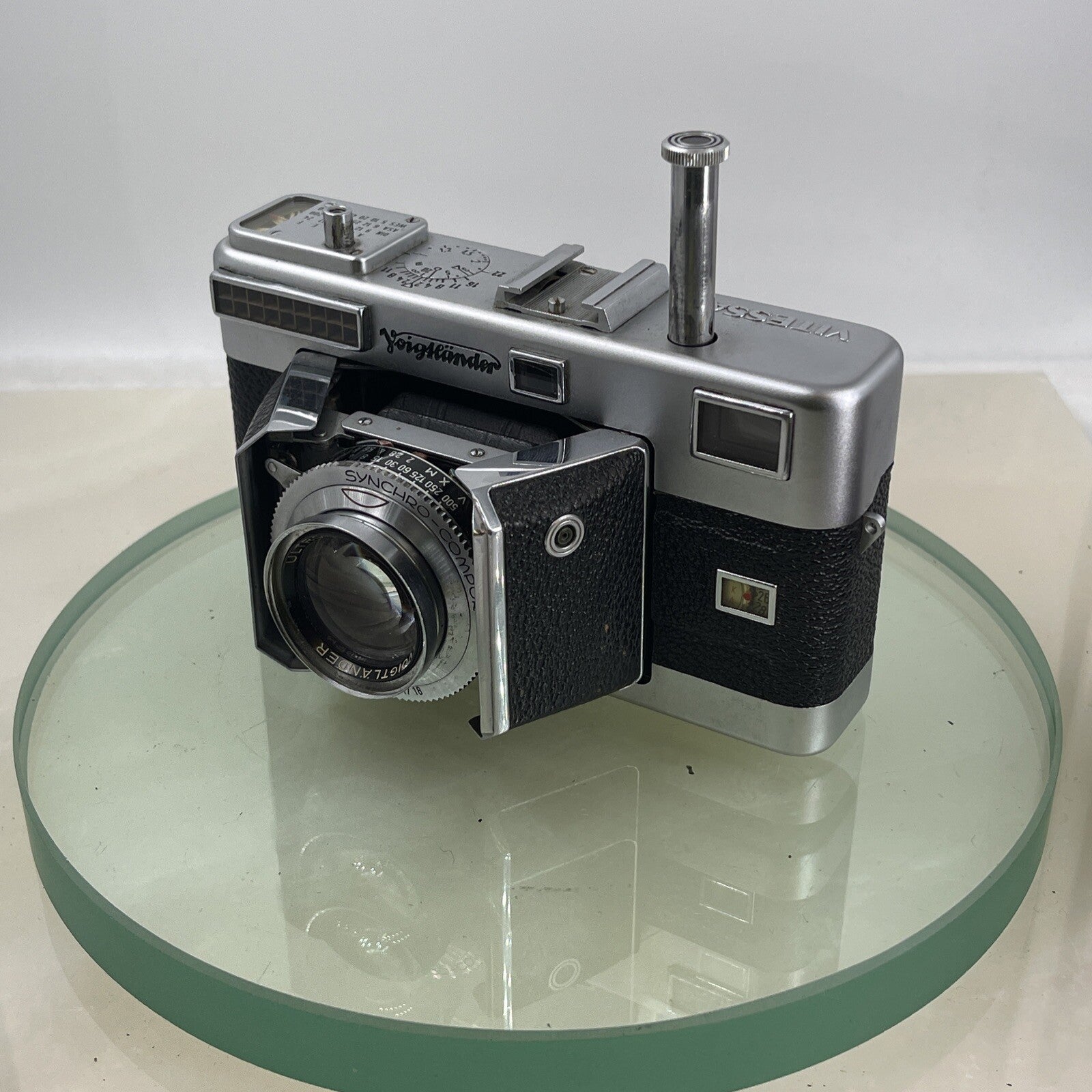 Voigtlander Vitessa L 35mm Rangefinder Camera with Ultron 50mm f/2
