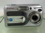 Fujifilm FinePix Digital Camera A330 3.2MP + 128MB CARD + COVER TESTED - 7621