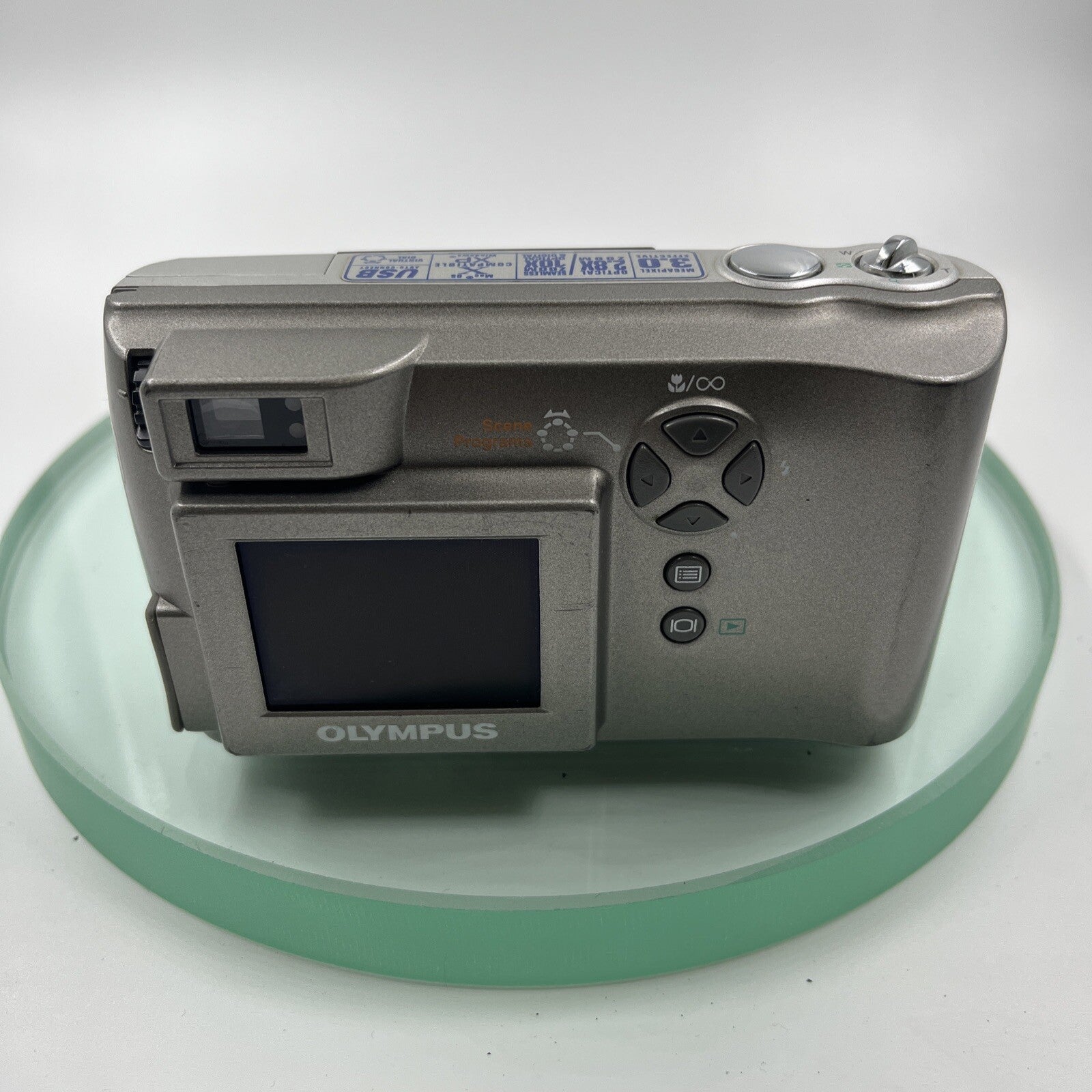 Olympus C-300 Zoom Digital Camera 3.0MP Megapixel 2.8x Optical Zoom-Silver # 9694