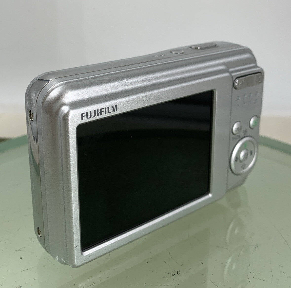 Fujifilm FINEPIX Compact DIGITAL CAMERA A160 10.2 MP SILVER NO CARD TESTED - 304