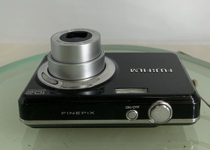 Fujifilm Digital Camera FinePix J29 12.2MP + CHARGER + 2GB CARD TESTED - 9877
