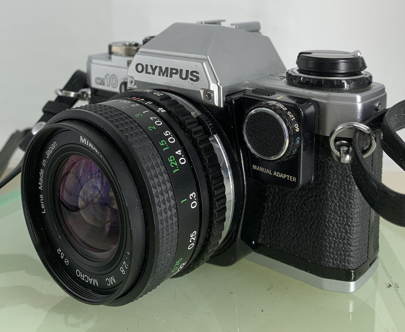 Olympus OM10 35mm SLR Film Camera + Vivitar 24mm 1:2.8 MC  Lens/ WORKING #2122