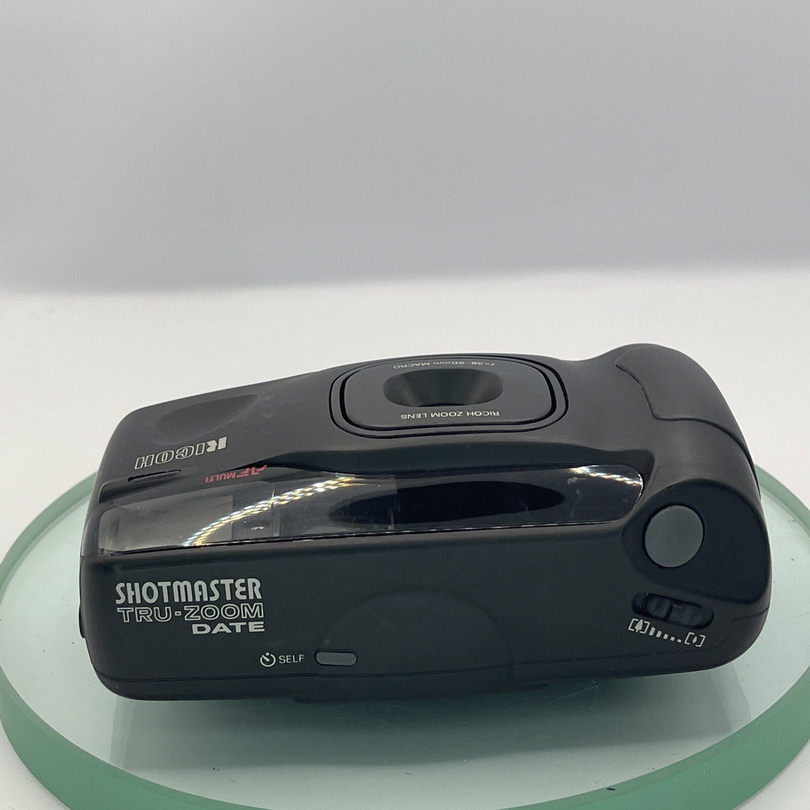 Vintage Ricoh Shotmaster Tru-Zoom Date 35mm camera Canon  38-90mm lens #8495