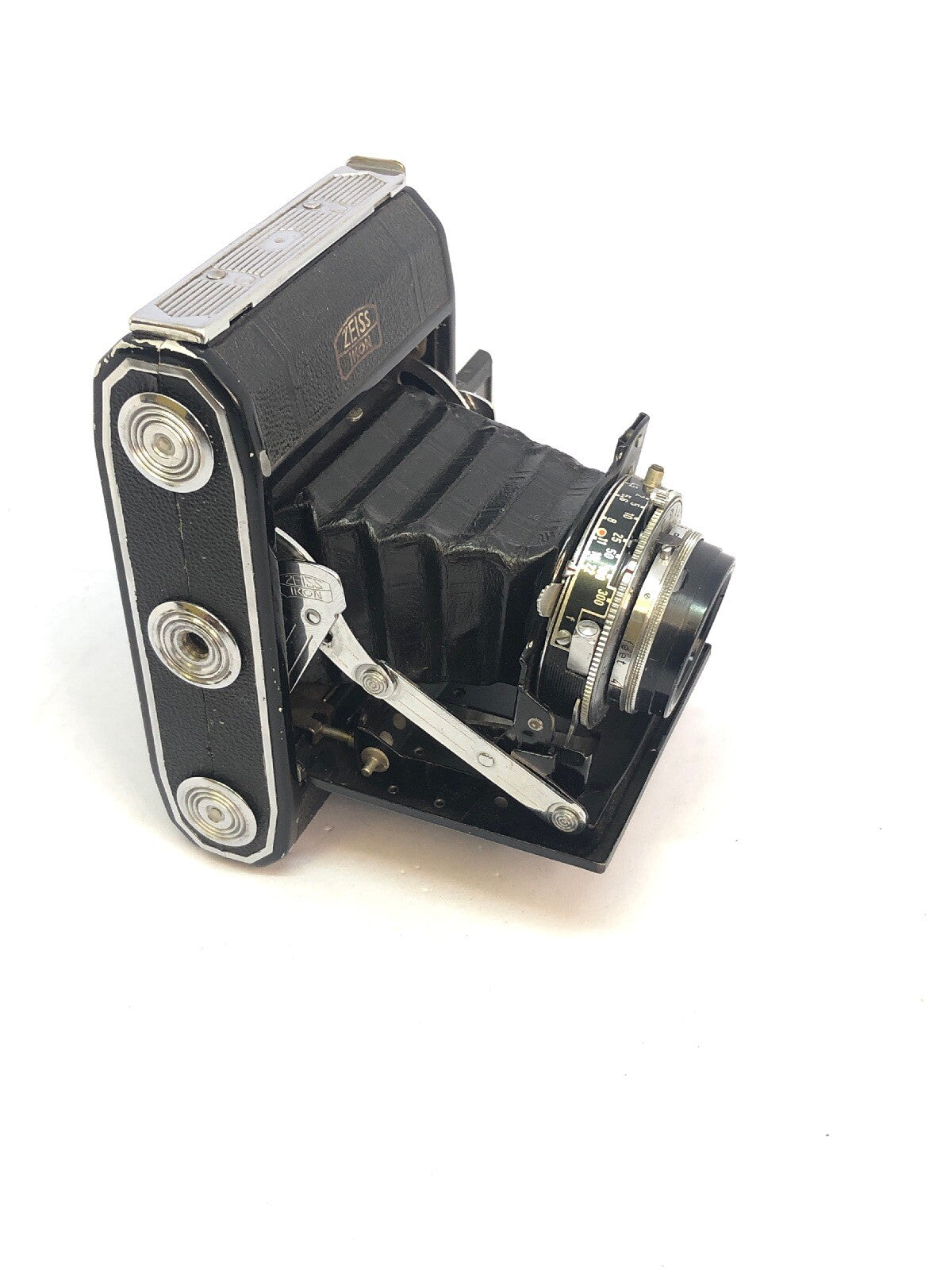 Zeiss Ikon Ikonta 521 1938-1954. Folding rollfilm camera.NOVAR 1:3.5 F=75mm 3315