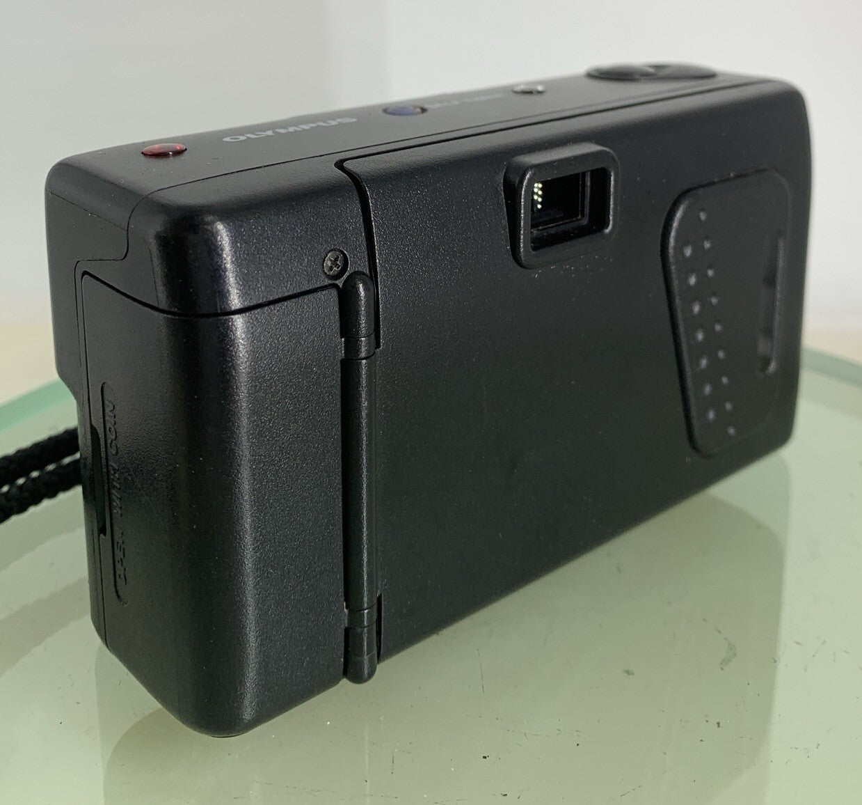 Olympus AF-10 Super COMPACT POINT AND SHOOT FILM CAMERA + COVER - TESTED - 1674