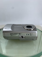 Vintage Olympus CAMEDIA C-310 Zoom SILVER CAMERA WITH COVER TESTED - 4697