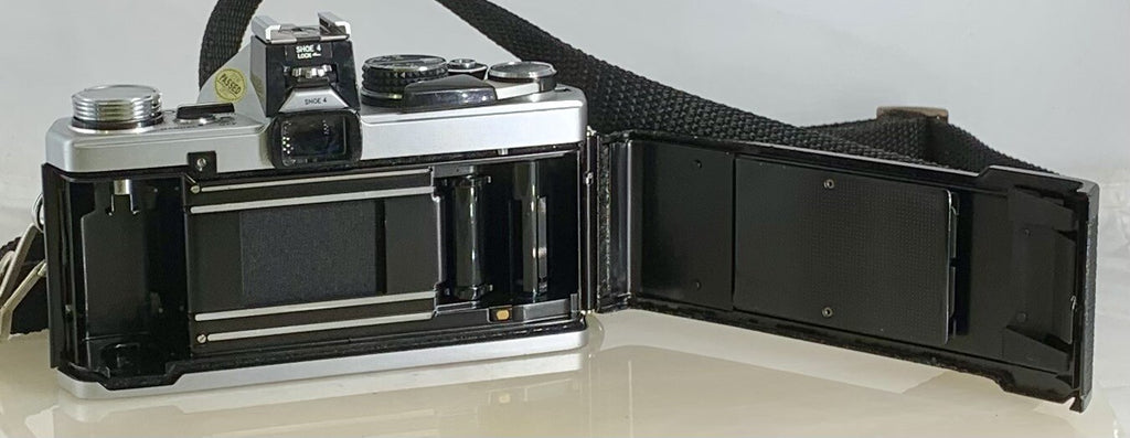 Olympus OM-2N MD 35mm Film SLR Manual Camera+Olympus 50mm F/1.8 Zuiko Lens #3079