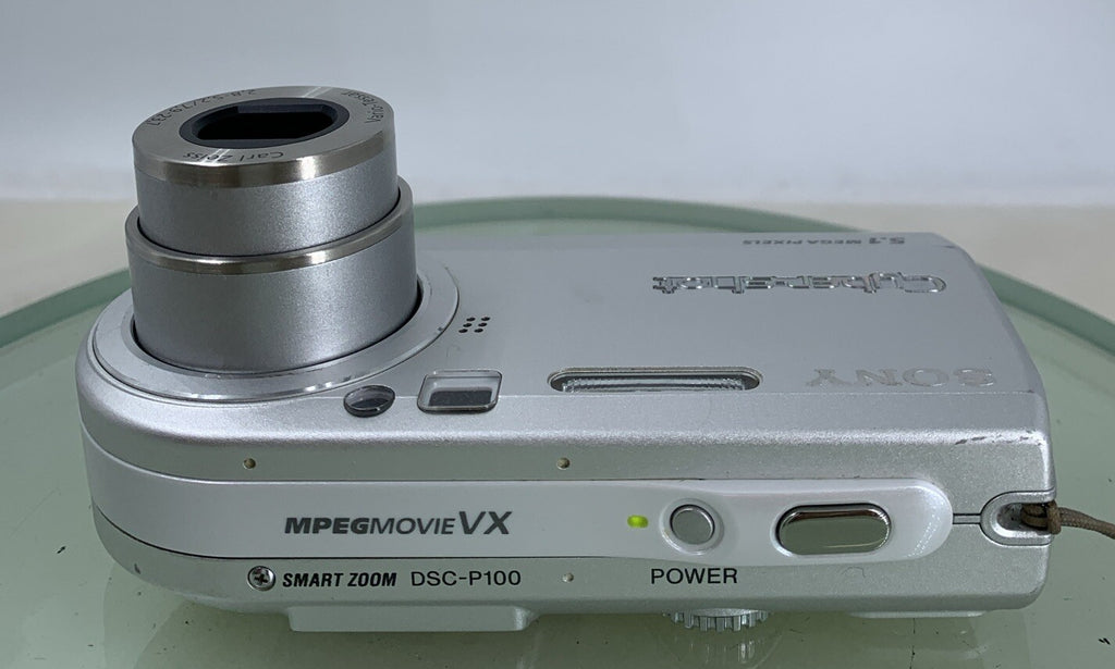 Sony Cyber Shot DSC-P100 5.1 MP SILVER + CHARGER + COVER NO CARD TESTED - 6747