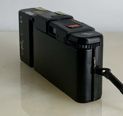 OLYMPUS XA2 Compact Camera 35mm Flash A11 D.ZUIKO 35mm f3.5 TESTED , mju 753